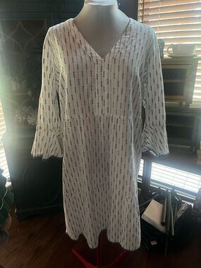 J Jill White V-Neck Linen-Blend Midi Dress with Blue Stripe Pattern-Large